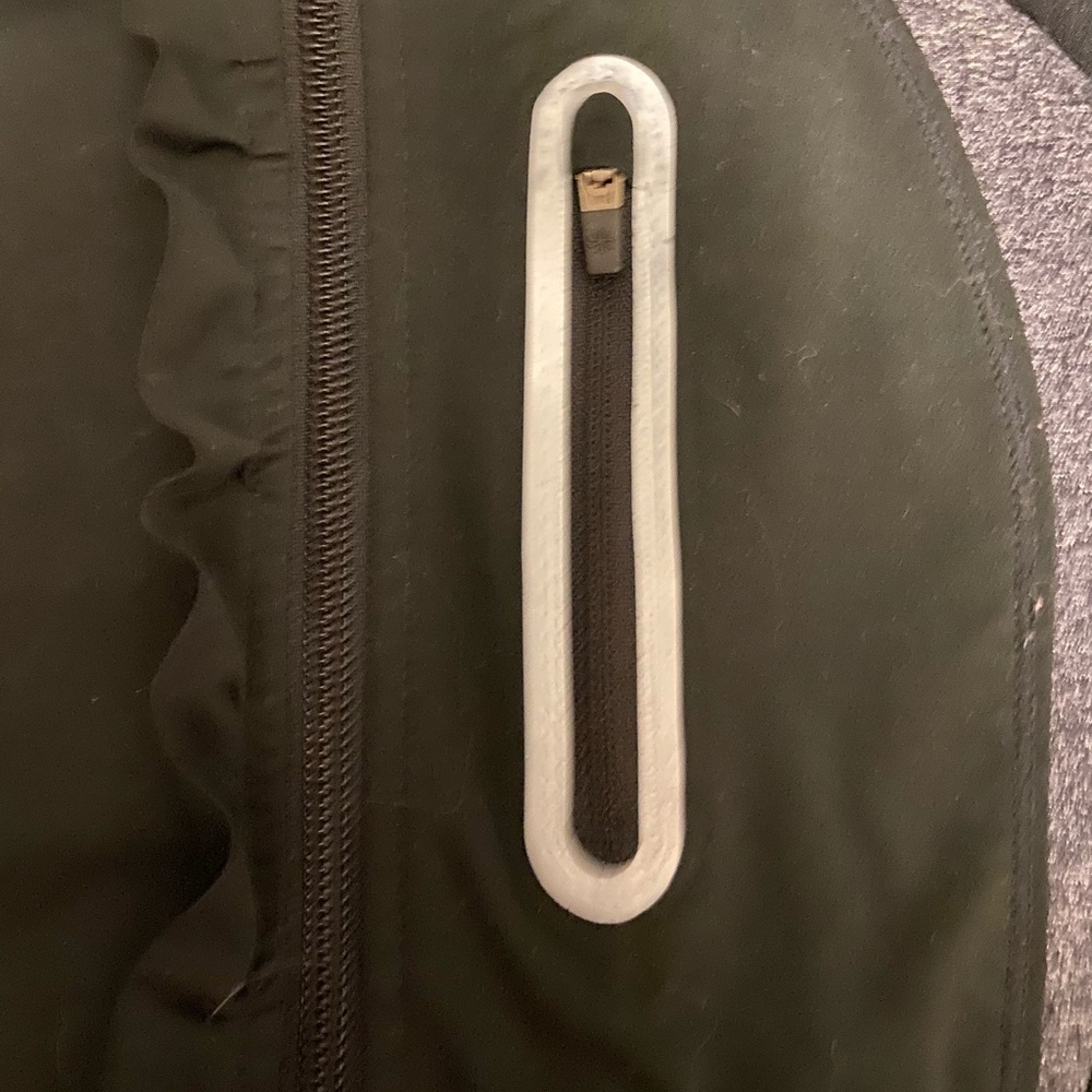 Athleta Size Extra Small Workout Jacket - image 3